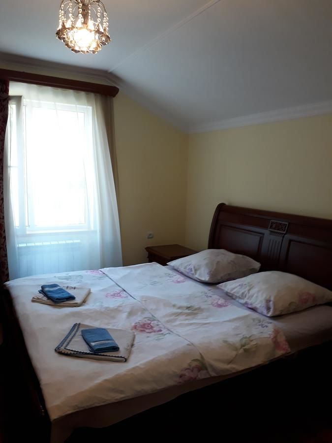 Отели типа «постель и завтрак» Anahit Guesthouse Дилижан-24