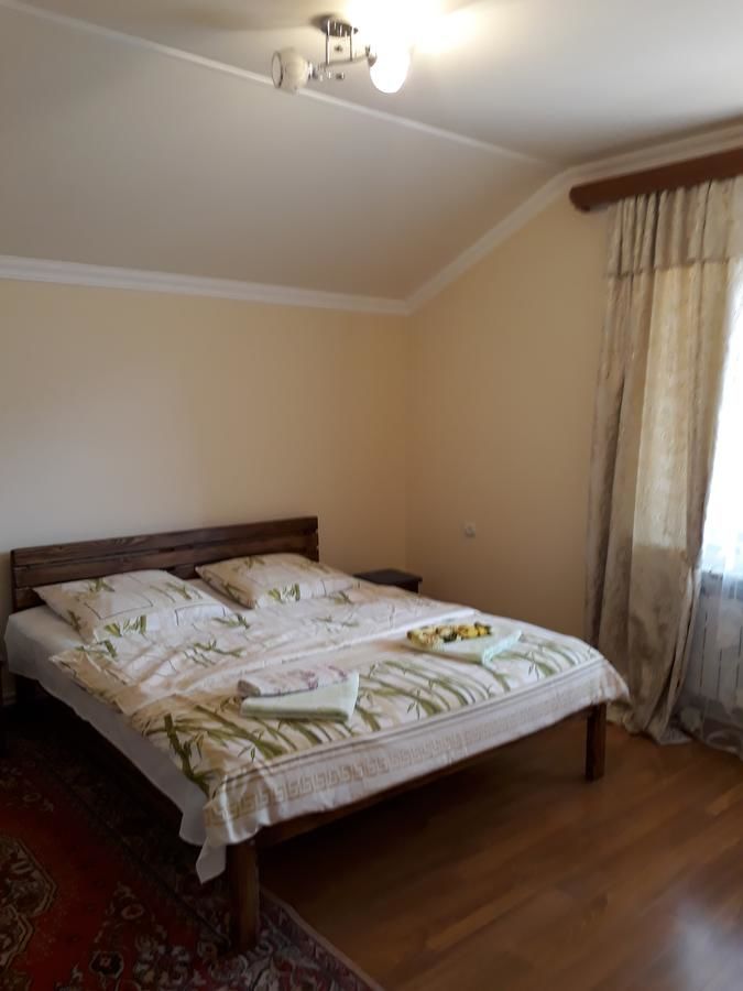 Отели типа «постель и завтрак» Anahit Guesthouse Дилижан-26