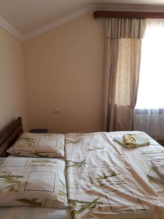 Отели типа «постель и завтрак» Anahit Guesthouse Дилижан-27